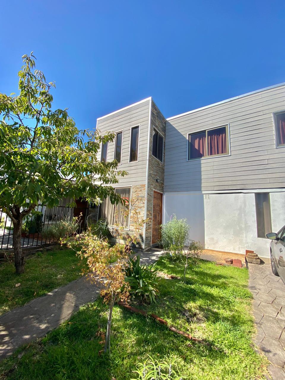 EN ARRIENDO | Casa Especial para Empresa en Sector El Boldo – Curicó 7 personas
